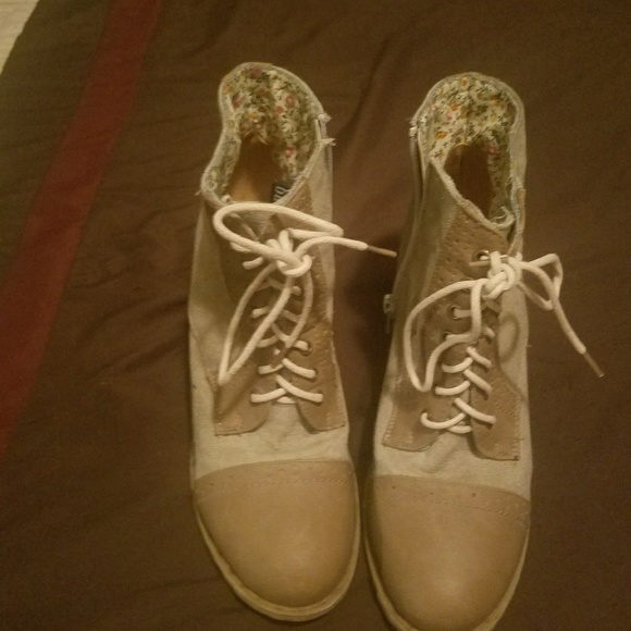 Booties - Picture 2 of 3